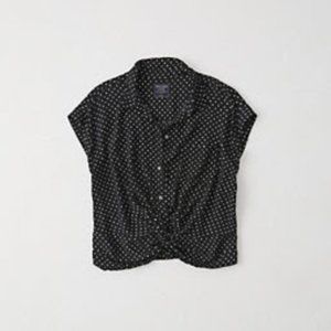 NWT $48 Abercrombie + Fitch Knot-Front Blouse in Black with White Polka Dots- XS